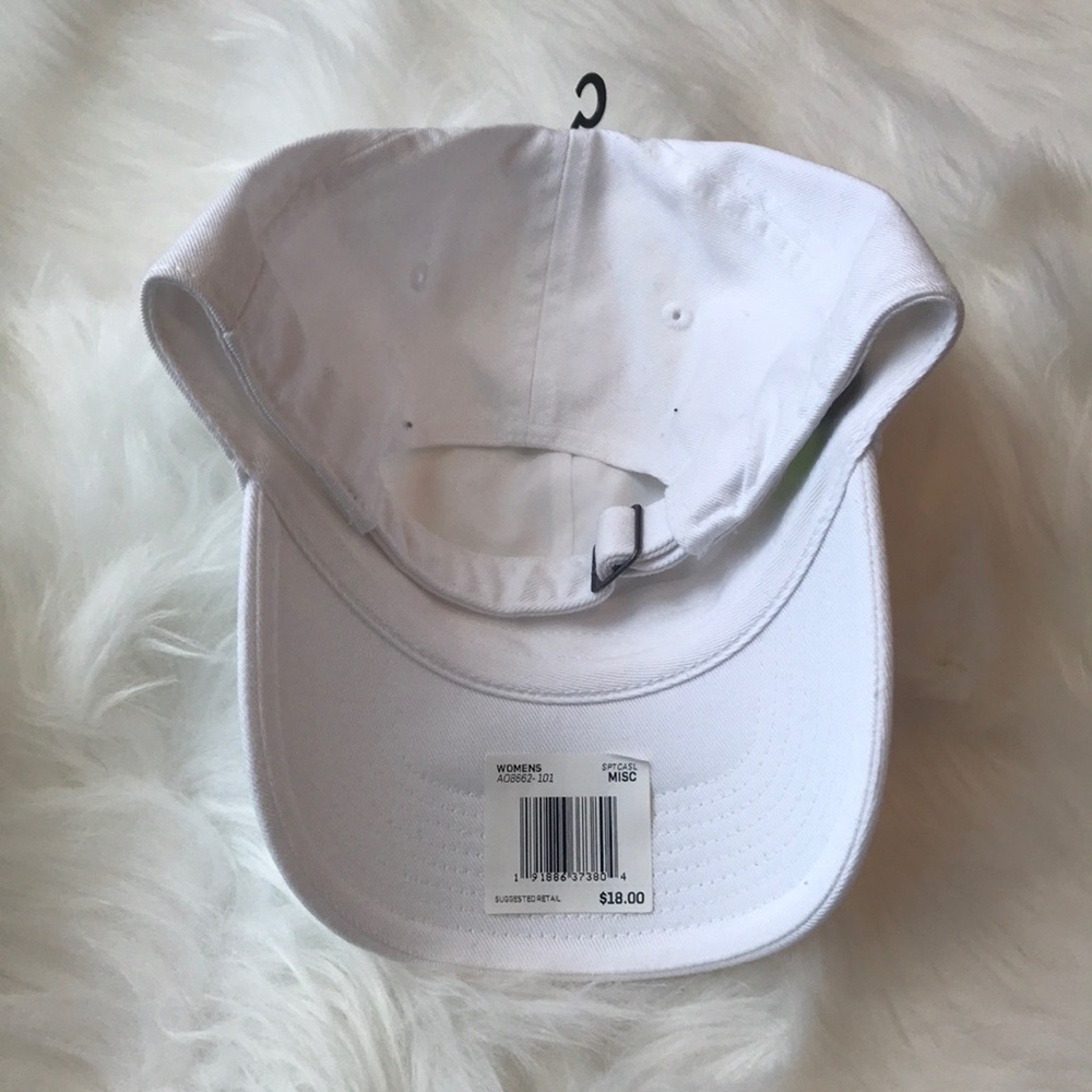 🌸 2 for $30 🌸 Nike Heritage cap - Picture 3 of 3